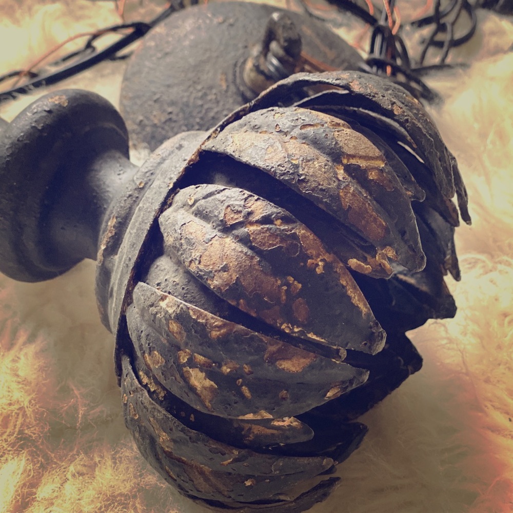 Vintage modern light fixture. Aria Pendant